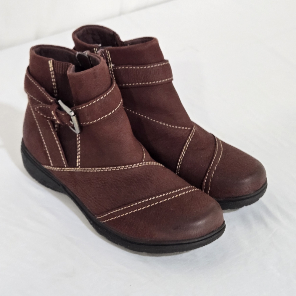 Clarks Collection Leather Ankle Boot Carleigh Dalia Burgundy Womens Sz 8 Casual